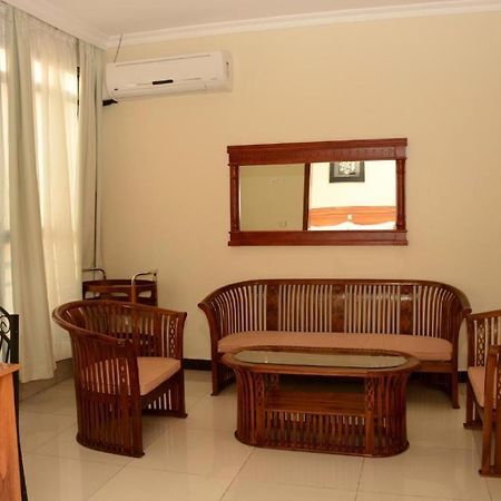 La Posh Hotel Kigali Exteriér fotografie