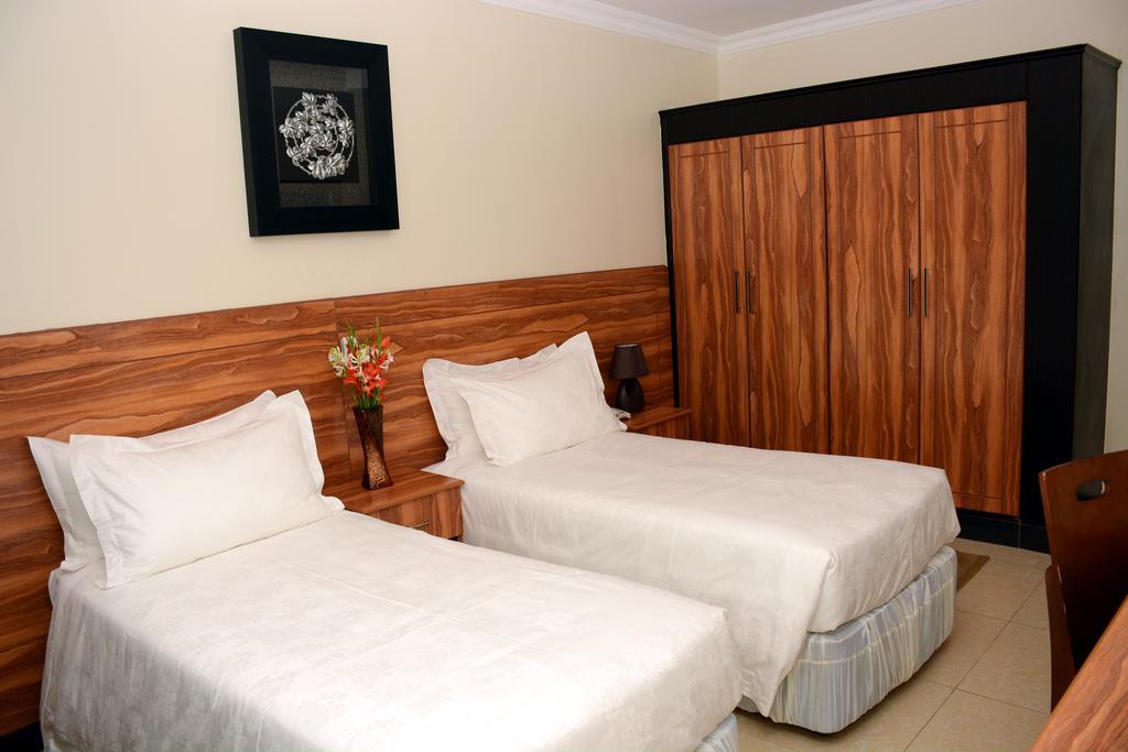 La Posh Hotel Kigali Exteriér fotografie